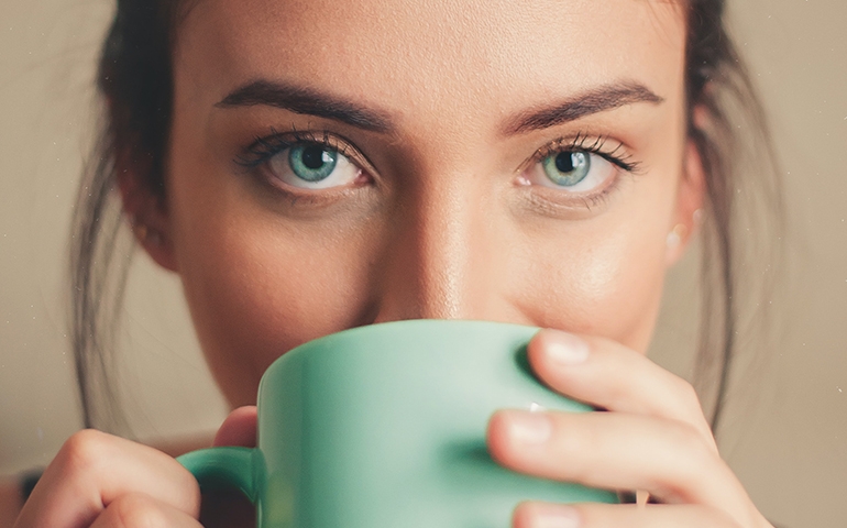 Lentilles de couleur : les choses à savoir avant d'essayer